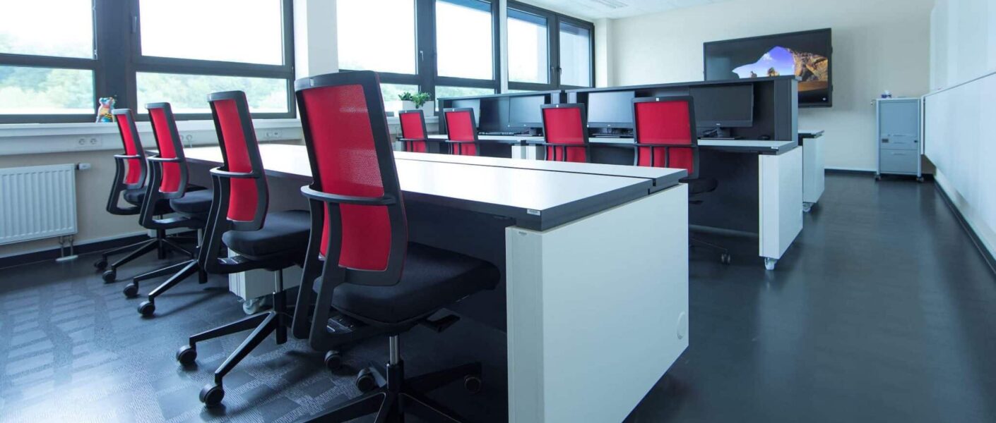 Optimer dit arbejdsmiljø med en Anteo kontorstol og undgå rygsmerter